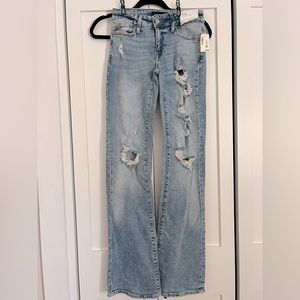 Aeropostale Low-Rise Flare Soft Flex Jean size 00